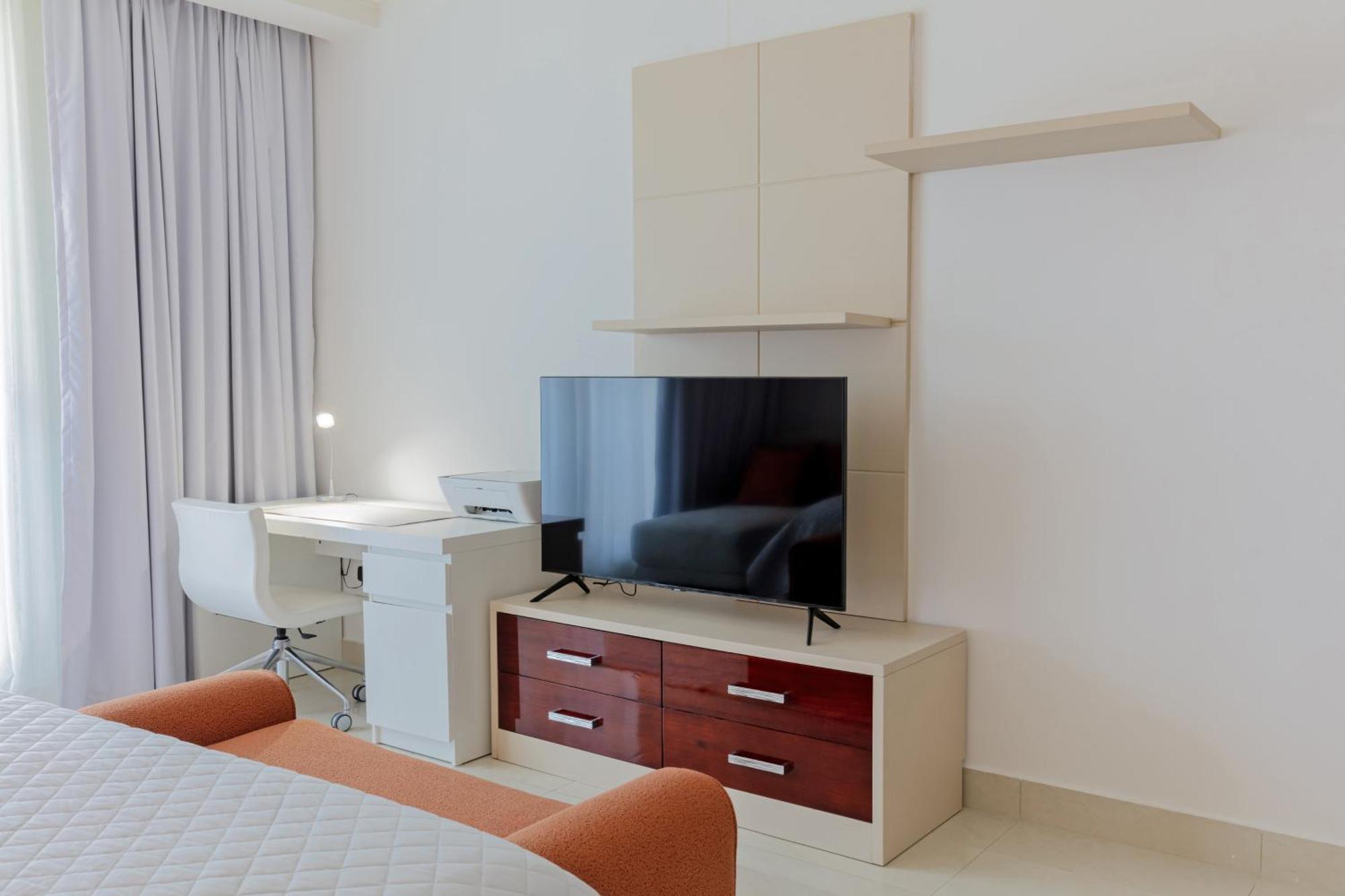 1-bedroom With Pool Appartement *